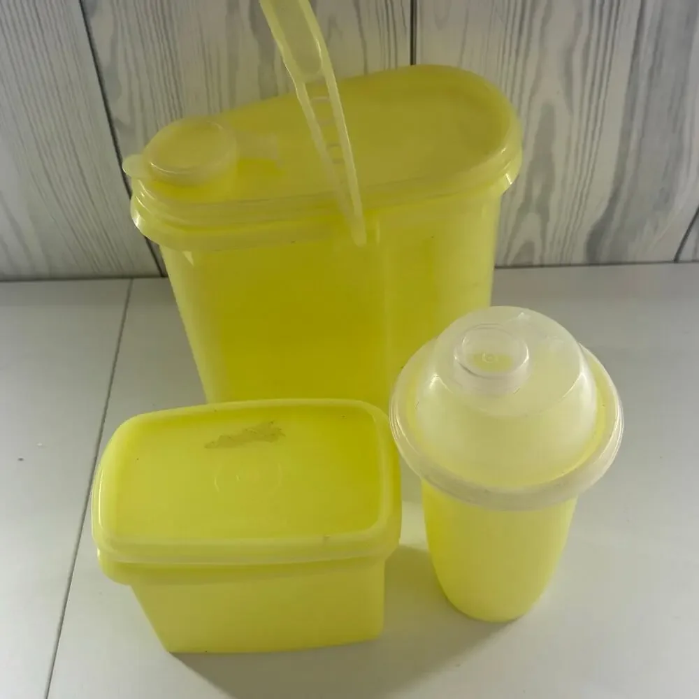 VTG Yellow Tupperware Lot of 3 - 2 Beverage & Storage w/ Lids 1243, 587, 844